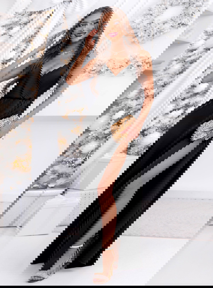 Czarna świąteczna sukienka satynowa...