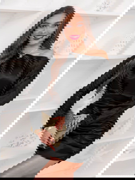 Czarna sukienka mini z...