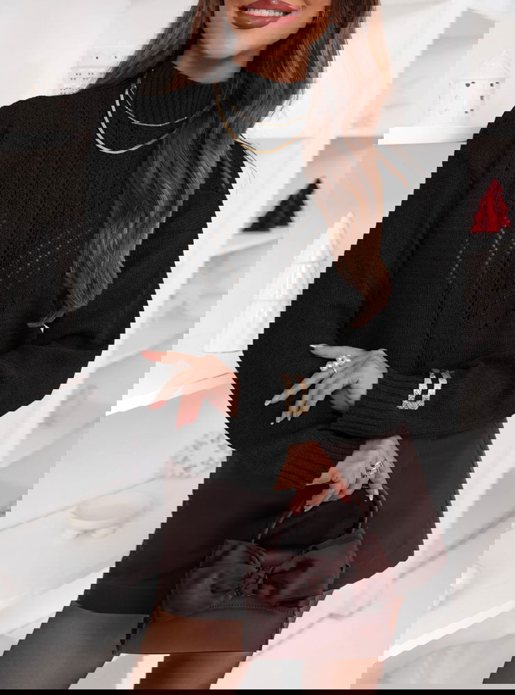 Czarny sweter z golfem Launale