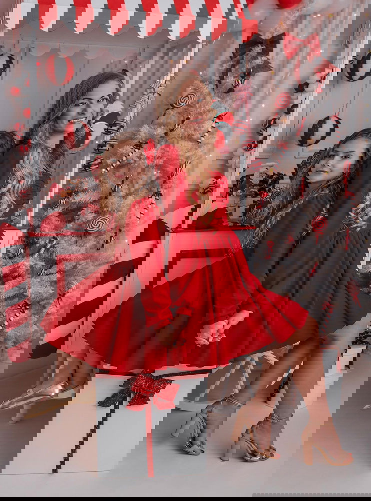 Malinowy zestaw sukienek świątecznych...