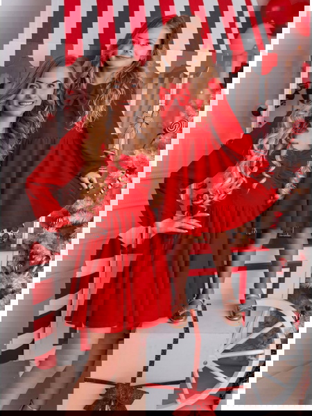 Malinowy zestaw sukienek...