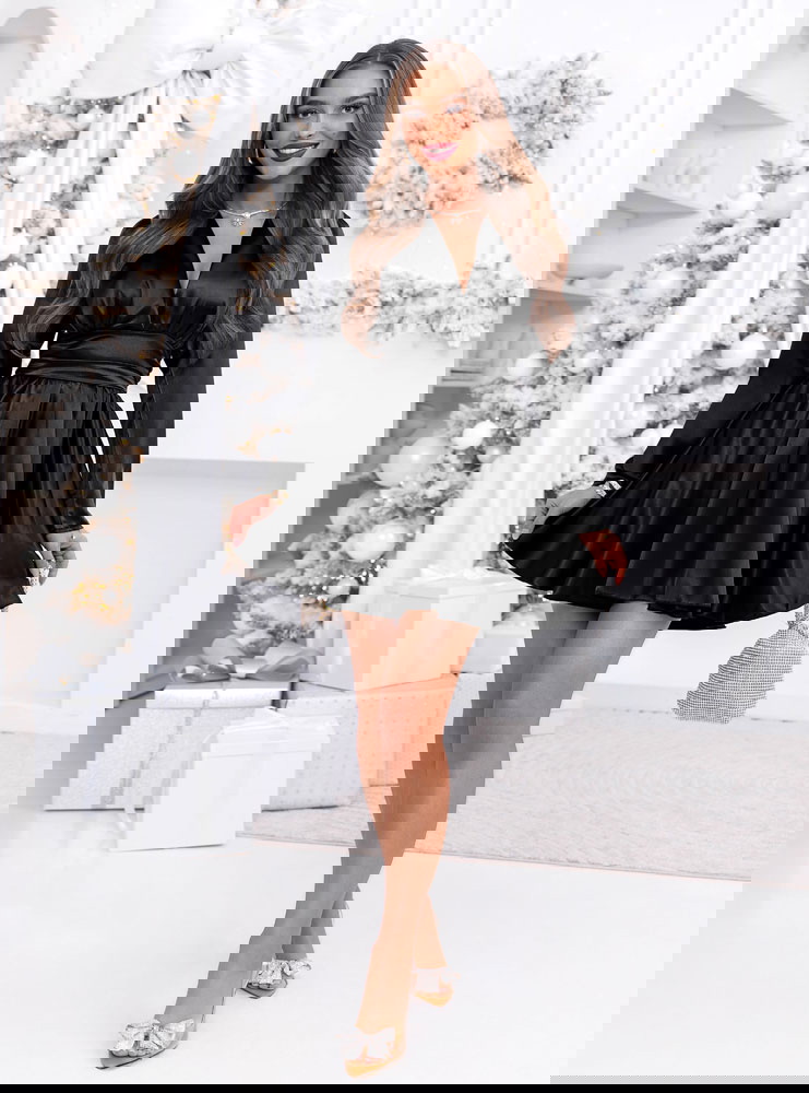 Czarna satynowa sukienka mini Rashele