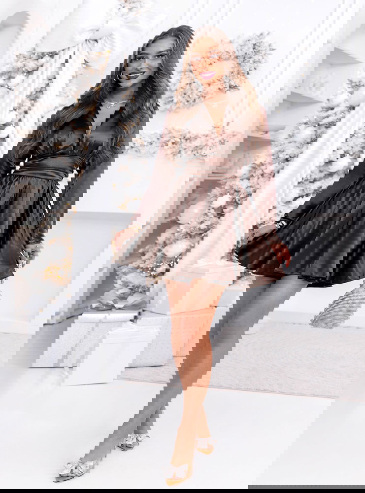 Czekoladowa satynowa sukienka mini...