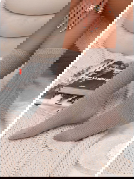 Beżowe grube ocieplane... 2