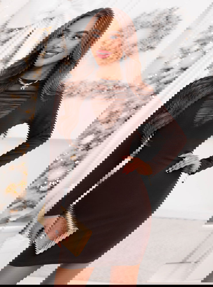 Czekoladowa dopasowana sukienka z...