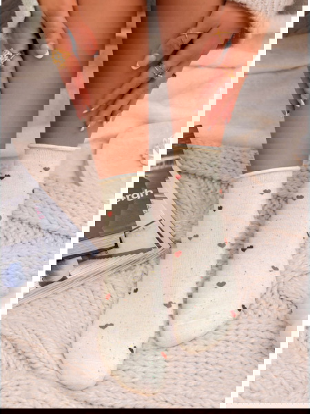 Beżowe skarpetki z ozdobnym... 2