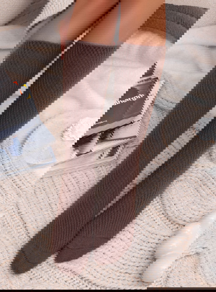 Czekoladowe długie ocieplane skarpety...