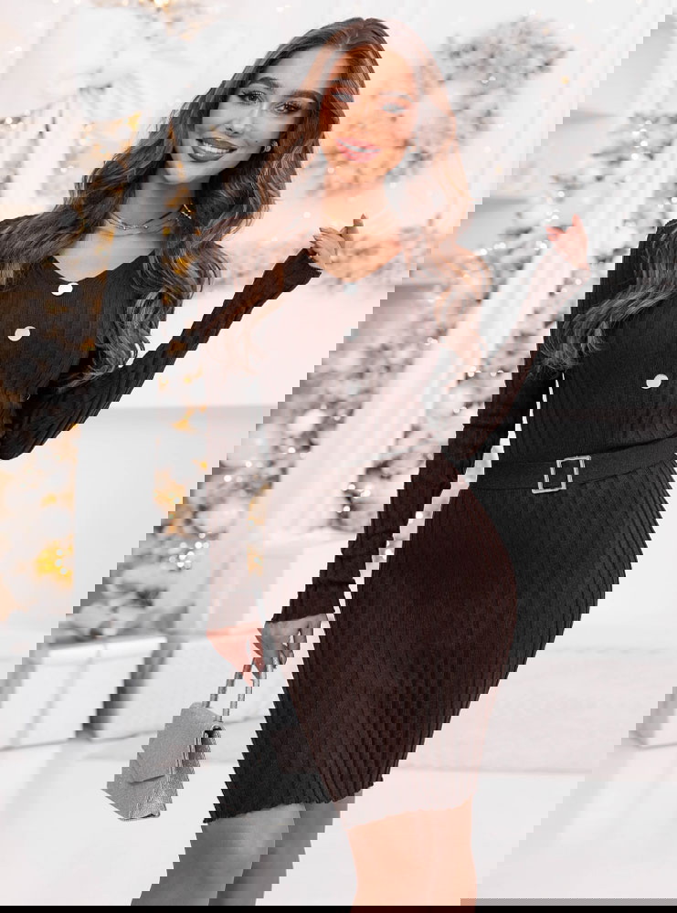 Czekoladowa sweterkowa sukienka z...