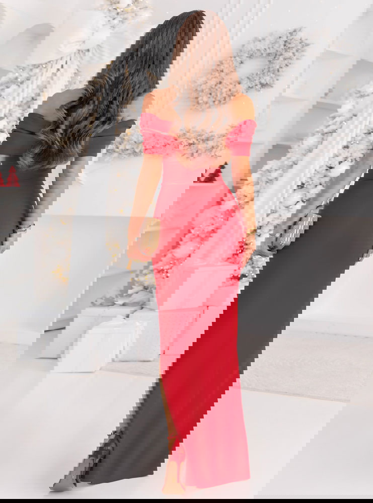 Malinowa długa dopasowana sukienka z...