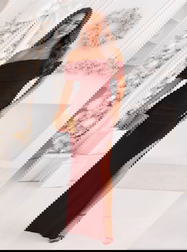 Bordowa długa dopasowana sukienka z...