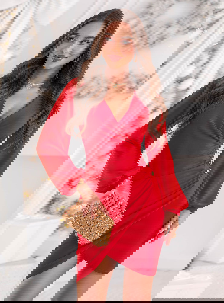 Malinowa sukienka z tiulowymi...