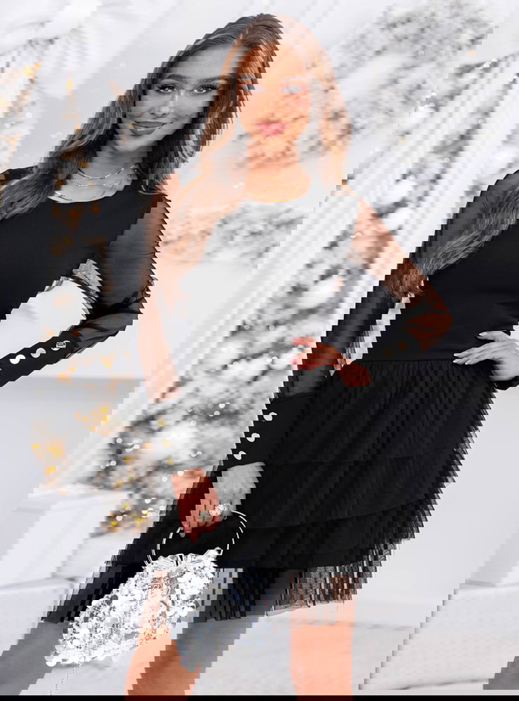 Czarna rozkloszowana sukienka z...