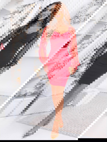 Malinowa dopasowana...