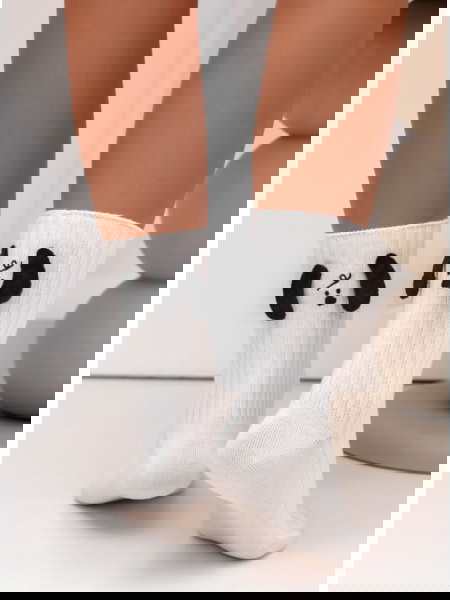 Białe damskie skarpetki z...