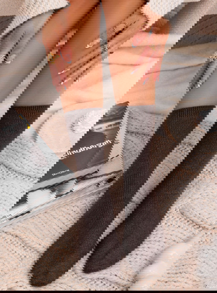 Czekoladowe prążkowane skarpetki...