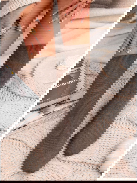 Prążkowane skarpetki...