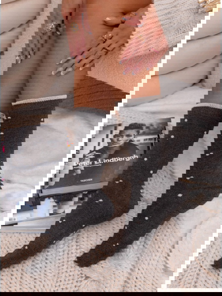 Grafitowe skarpetki w...