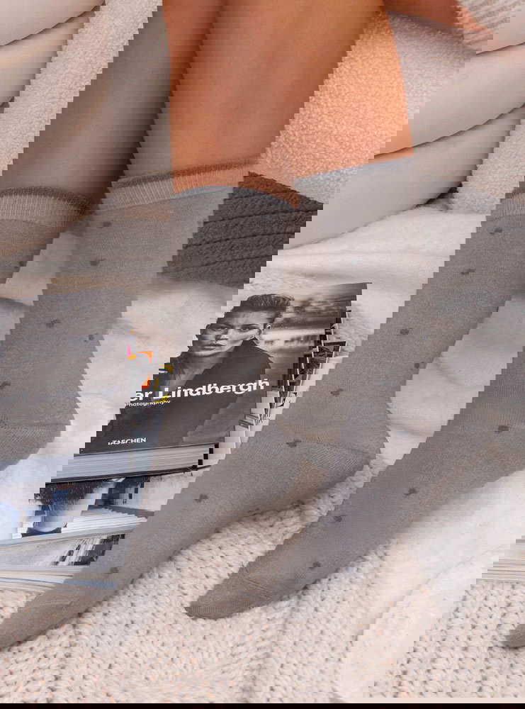 Szare skarpetki w kropki Brighamena