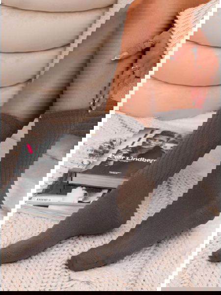 Popielate długie skarpetki...