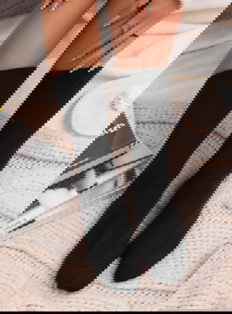 Czarne długie skarpetki Chrisanna