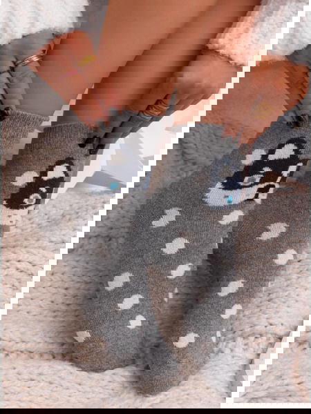 Szare skarpetki z ozdobnym...