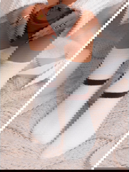 Białe miękkie przytulne... 2