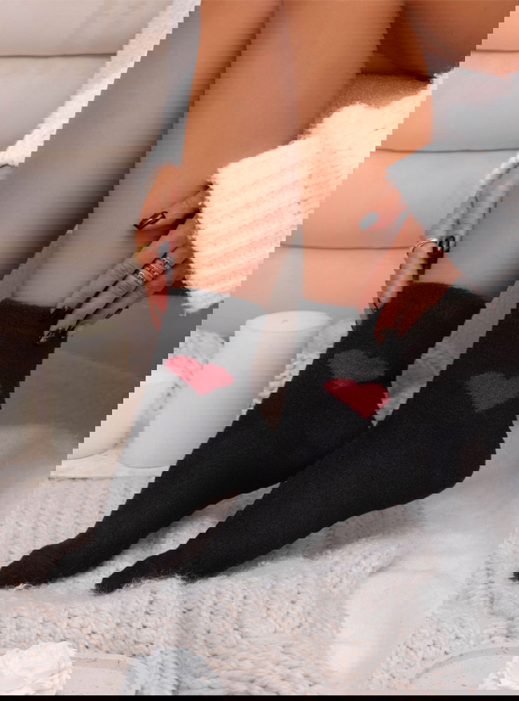 Czarne skarpetki z alpaki Rozmonda