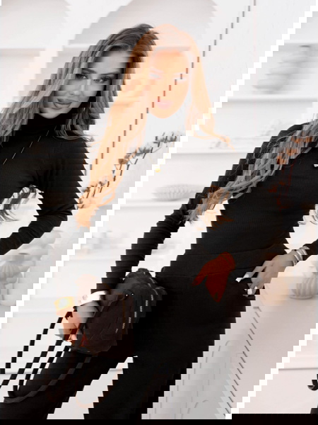 Czarny prążkowany komplet...