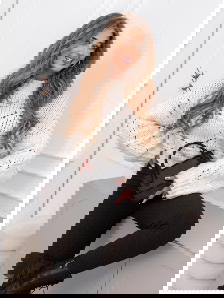 Czarne prążkowane... 2