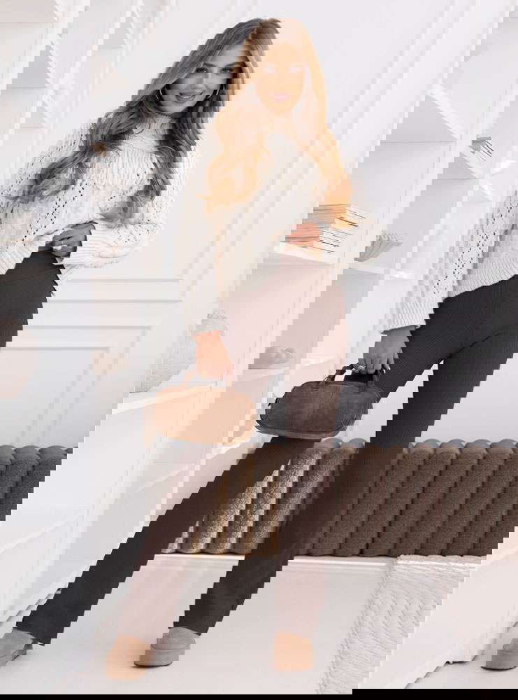 Czekoladowe prążkowane spodnie z...