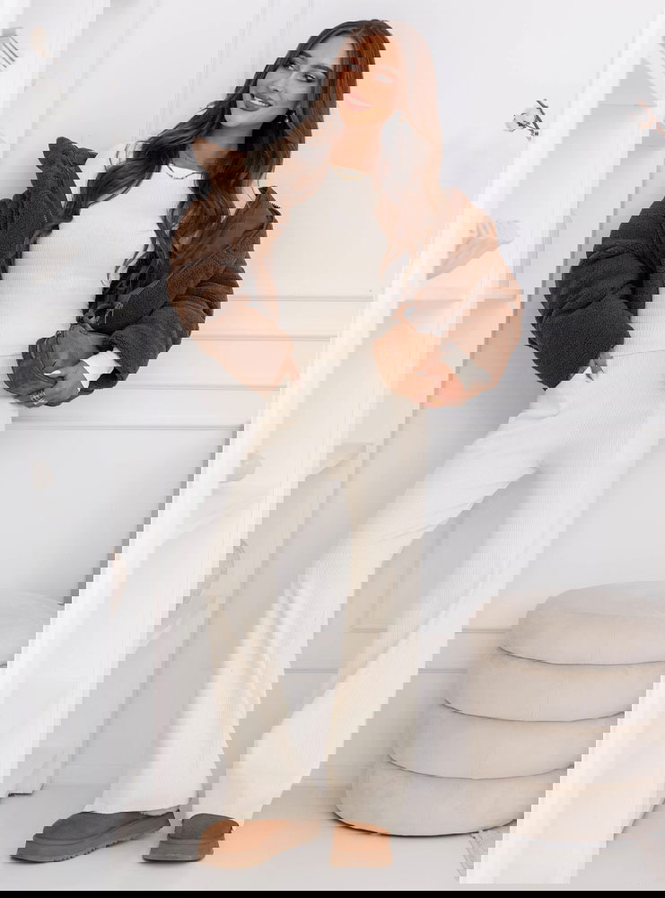 Prążkowany komplet bluzka i szerokie...