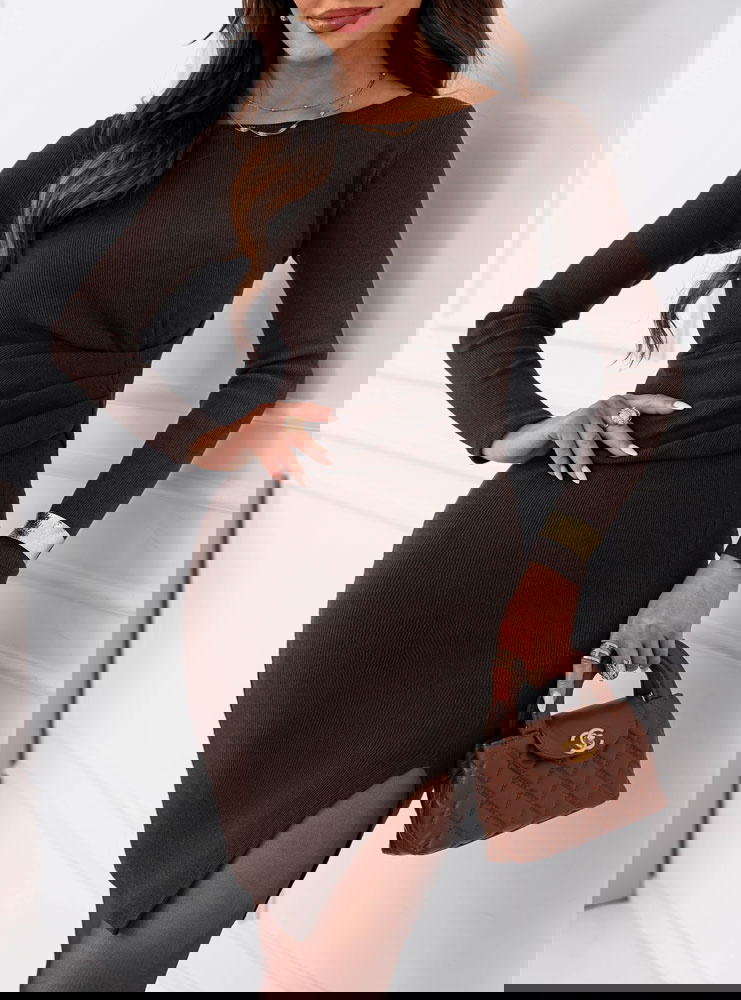 Czekoladowa prążkowana sukienka mini...