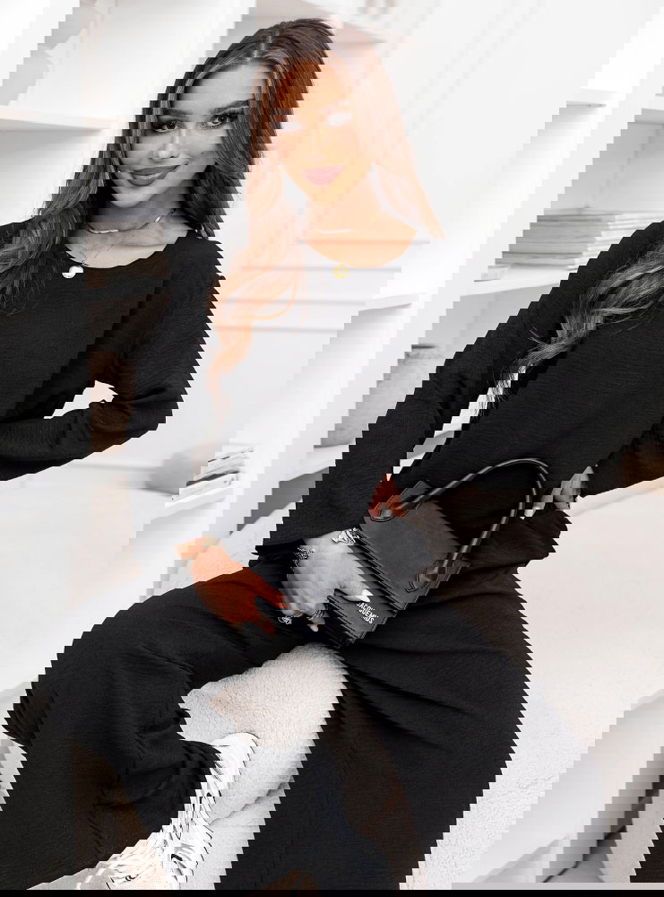 Czarny komplet bluzka i szerokie...