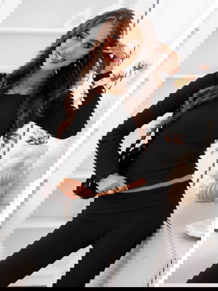 Czarny prążkowany komplet... 2