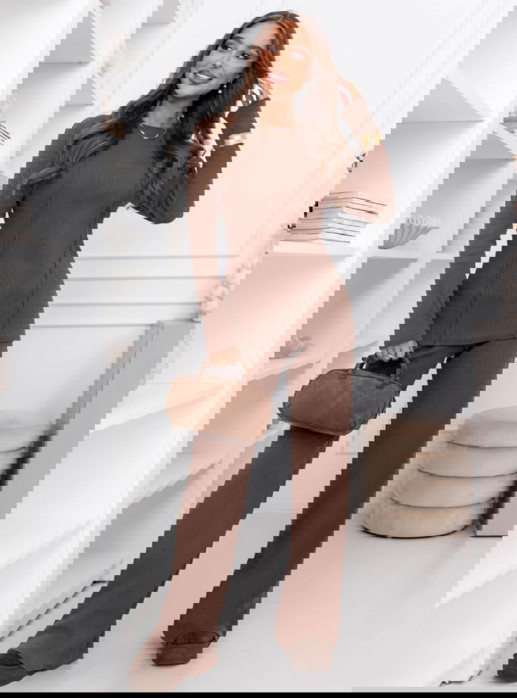 Prążkowany komplet bluzka i szerokie...