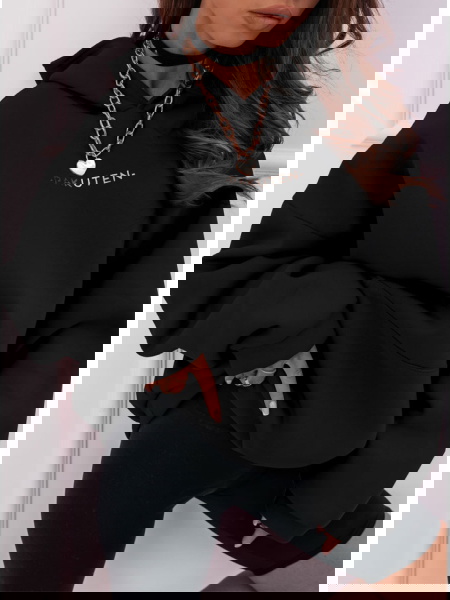 Czarna logowana bluza... 2