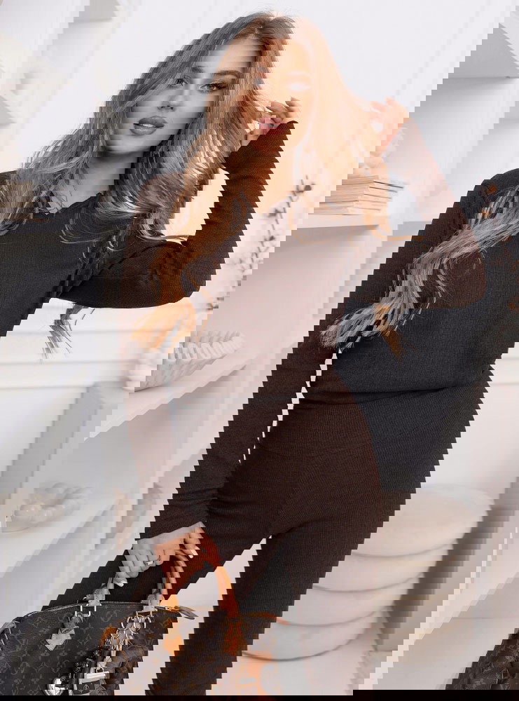 Czekoladowy prążkowany komplet...