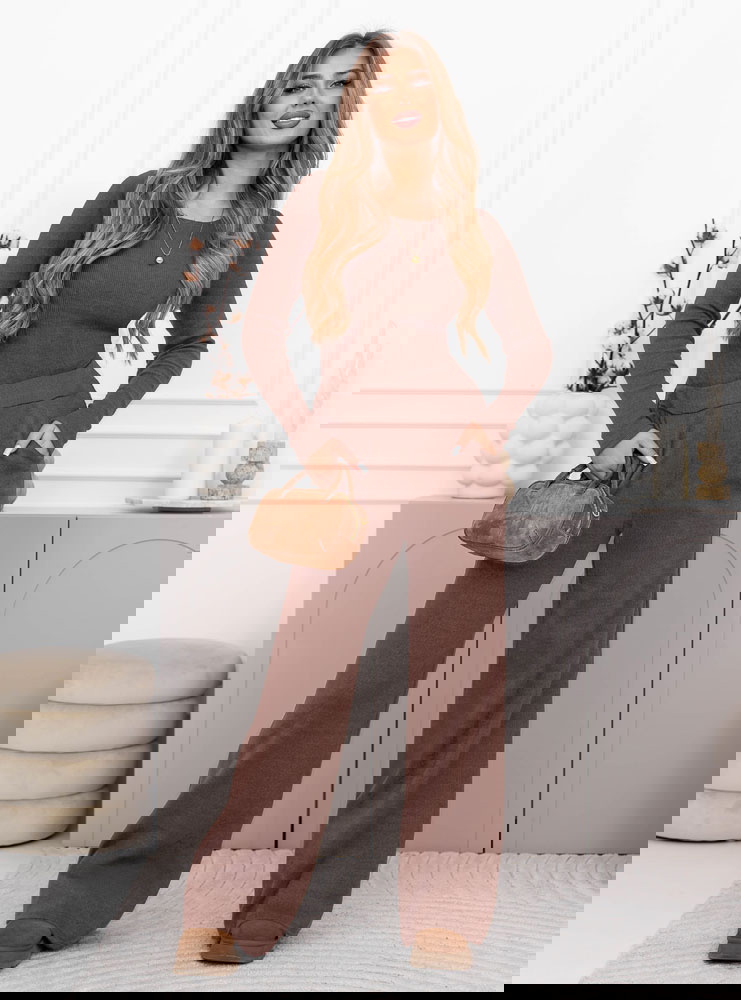 Prążkowany komplet bluzka i szerokie...