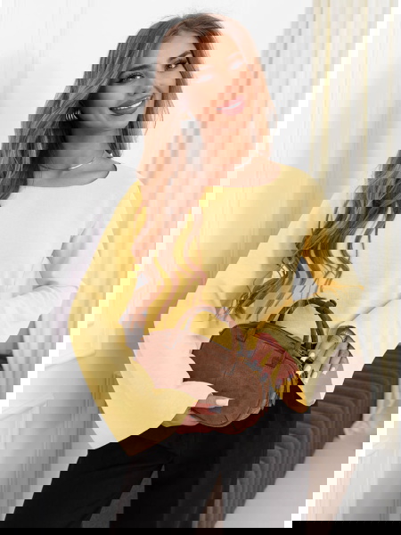 Bluzka z szerokimi rękawami...