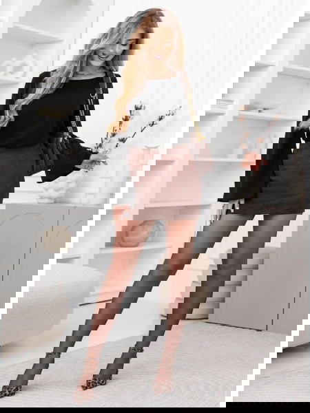 Czarna bluzka z szerokimi... 2