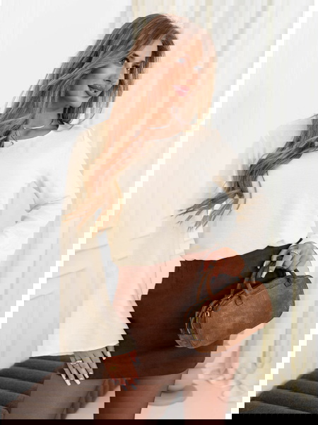 Bluzka z szerokimi rękawami... 2