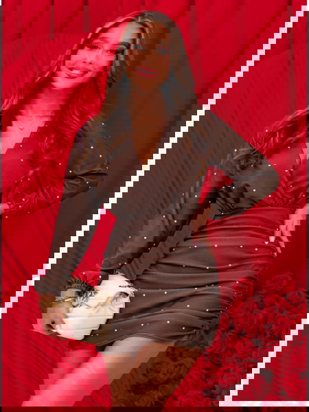 Wzorzysta sukienka z...