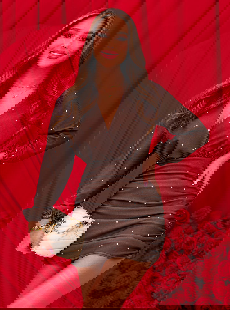 Wzorzysta sukienka z przekładanym...