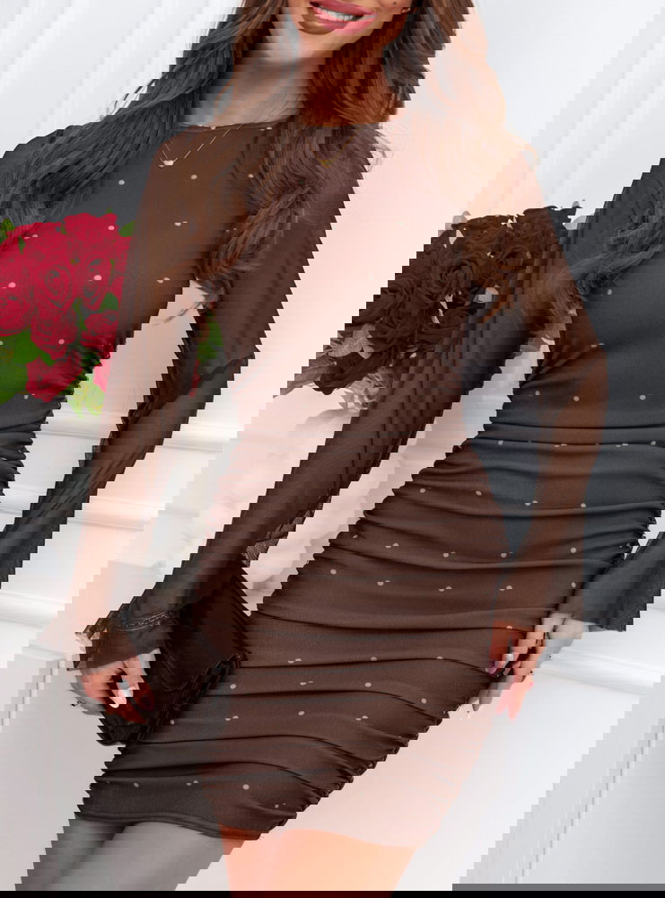 Dopasowana sukienka z tiulowymi...