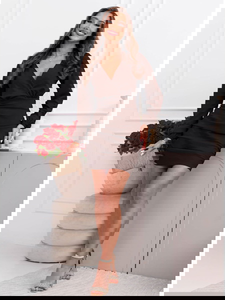 Czekoladowa sukienka mini z...