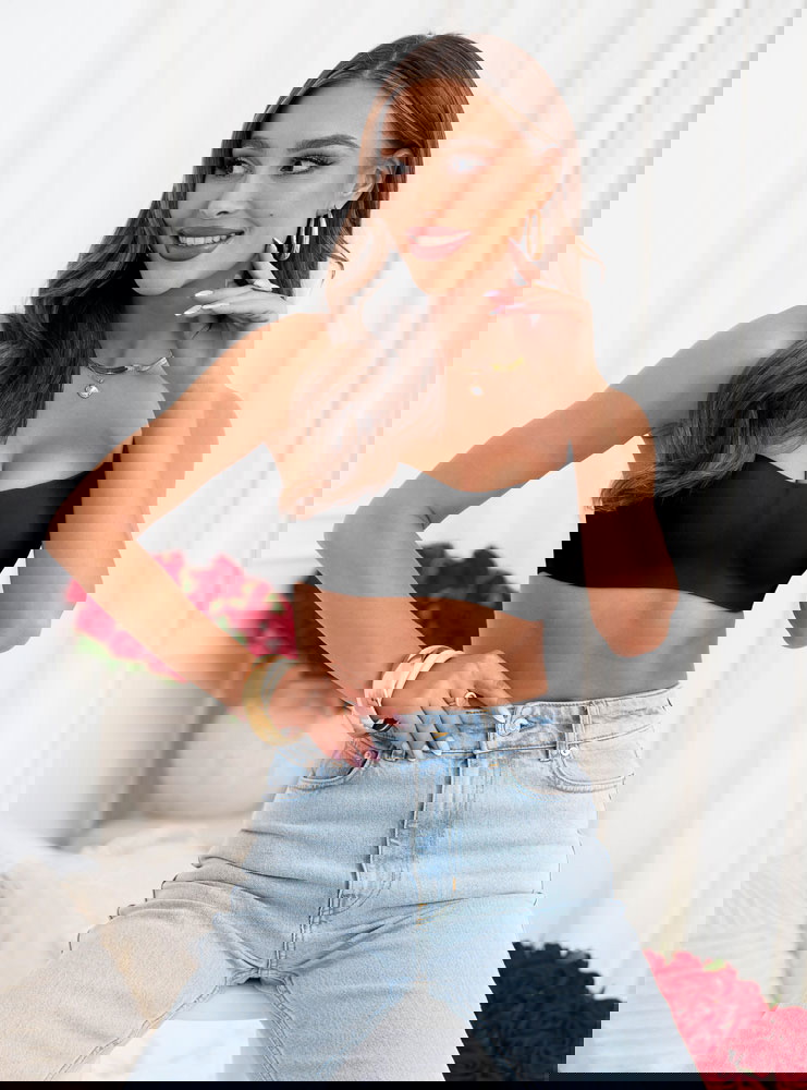 Czarny biustonosz bez fiszbin Karmella