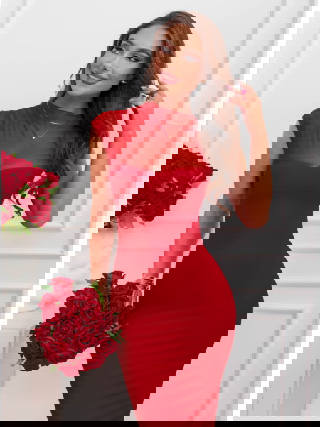 Malinowa dopasowana długa... 2