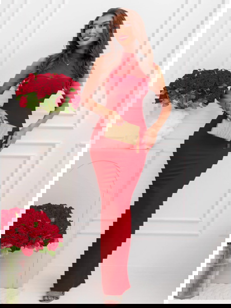 Malinowa dopasowana długa...