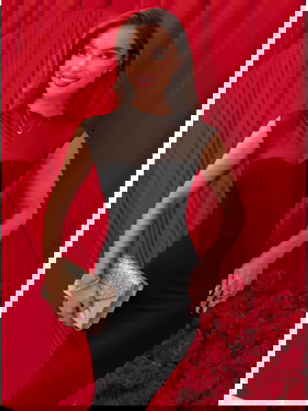 Czarna dopasowana długa... 2