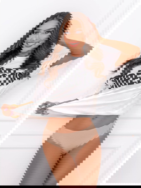 Beżowe majtki modelujące z... 2